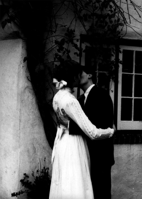 wedding-kiss.jpg