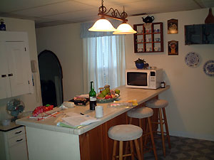 kitchen-before.jpg