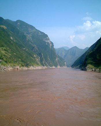 8-2yangtze-scene-wu-1