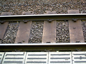gotanda-tracks.jpg